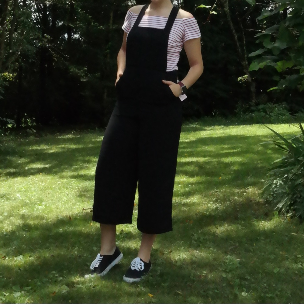 Black Wide Leg Overalls BRAND NEW